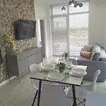 Apartment Wybrzeze Laguna Iii 150m Do Plazy Ustronie Morskie