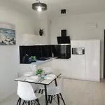 Wybrzeze Laguna Iii 150m Do Plazy Apartment Ustronie Morskie